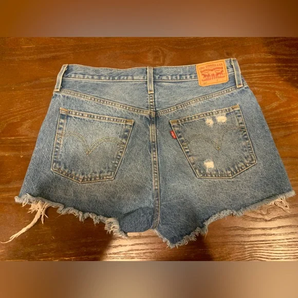 LEVI’S 501 | High Waisted Distressed Denim Shorts, Size 31 - Picture 2 of 5